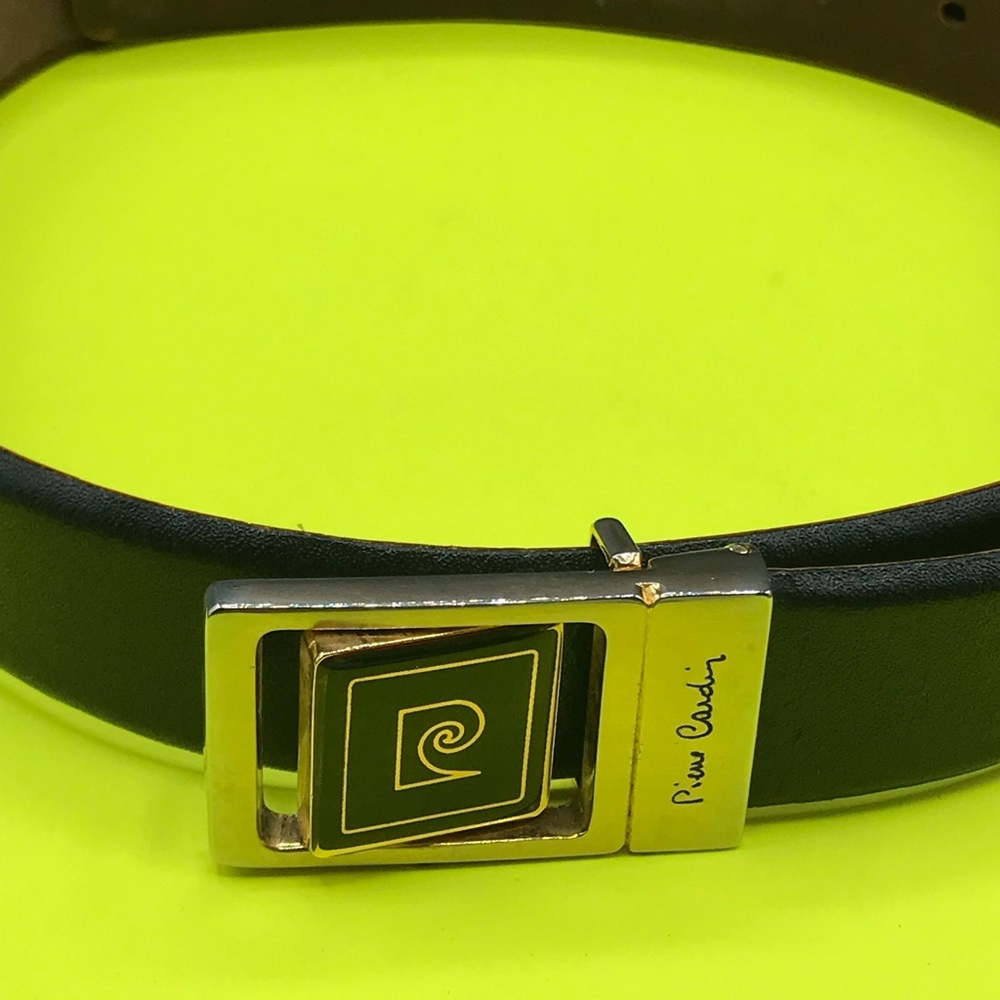 PIERRE CARDIN BELT. NEW CONDITION.